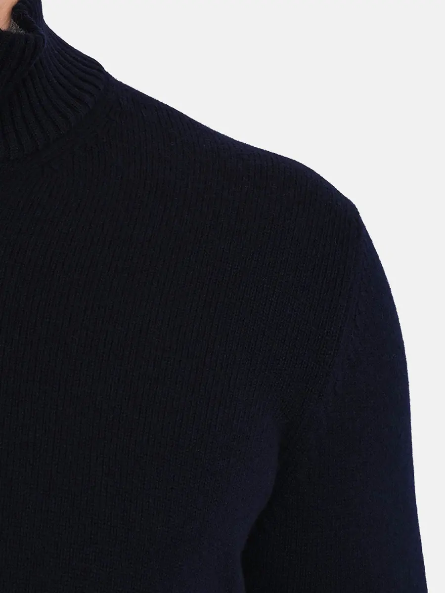 Джемпер шерстяной