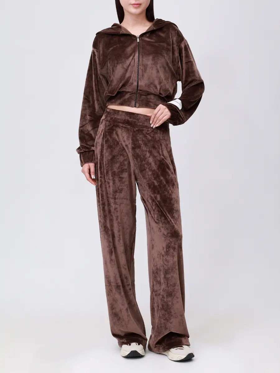 Костюм велюровый