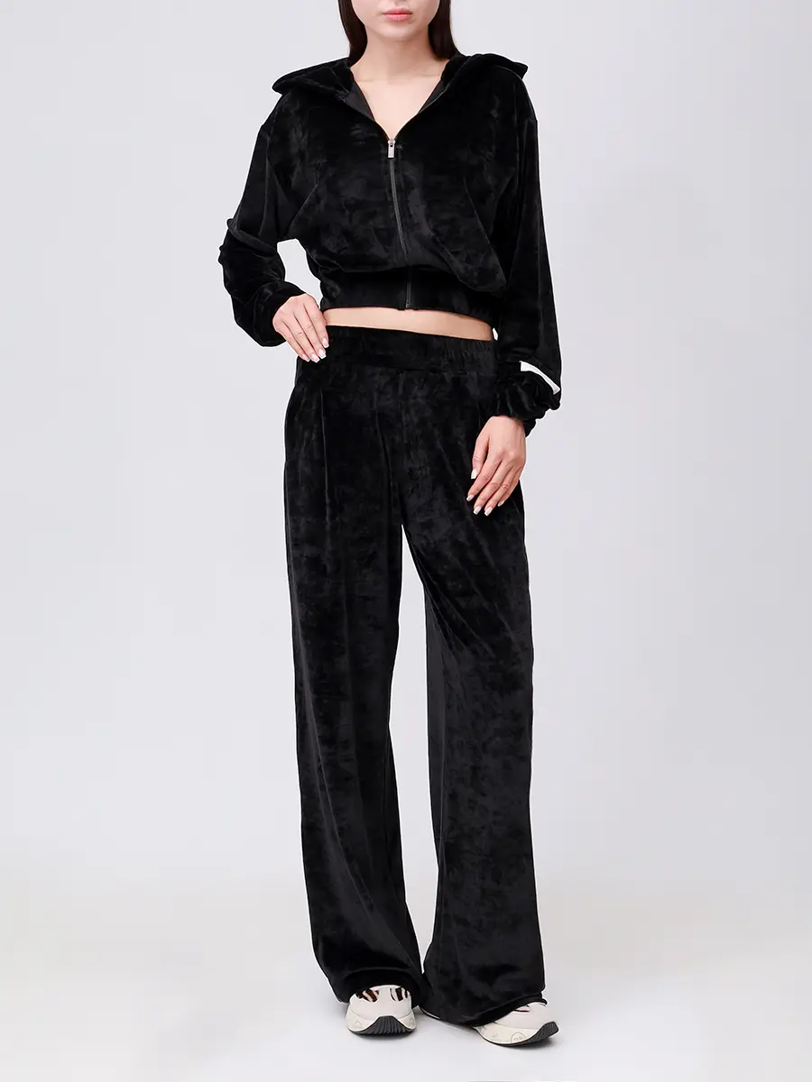 Костюм велюровый