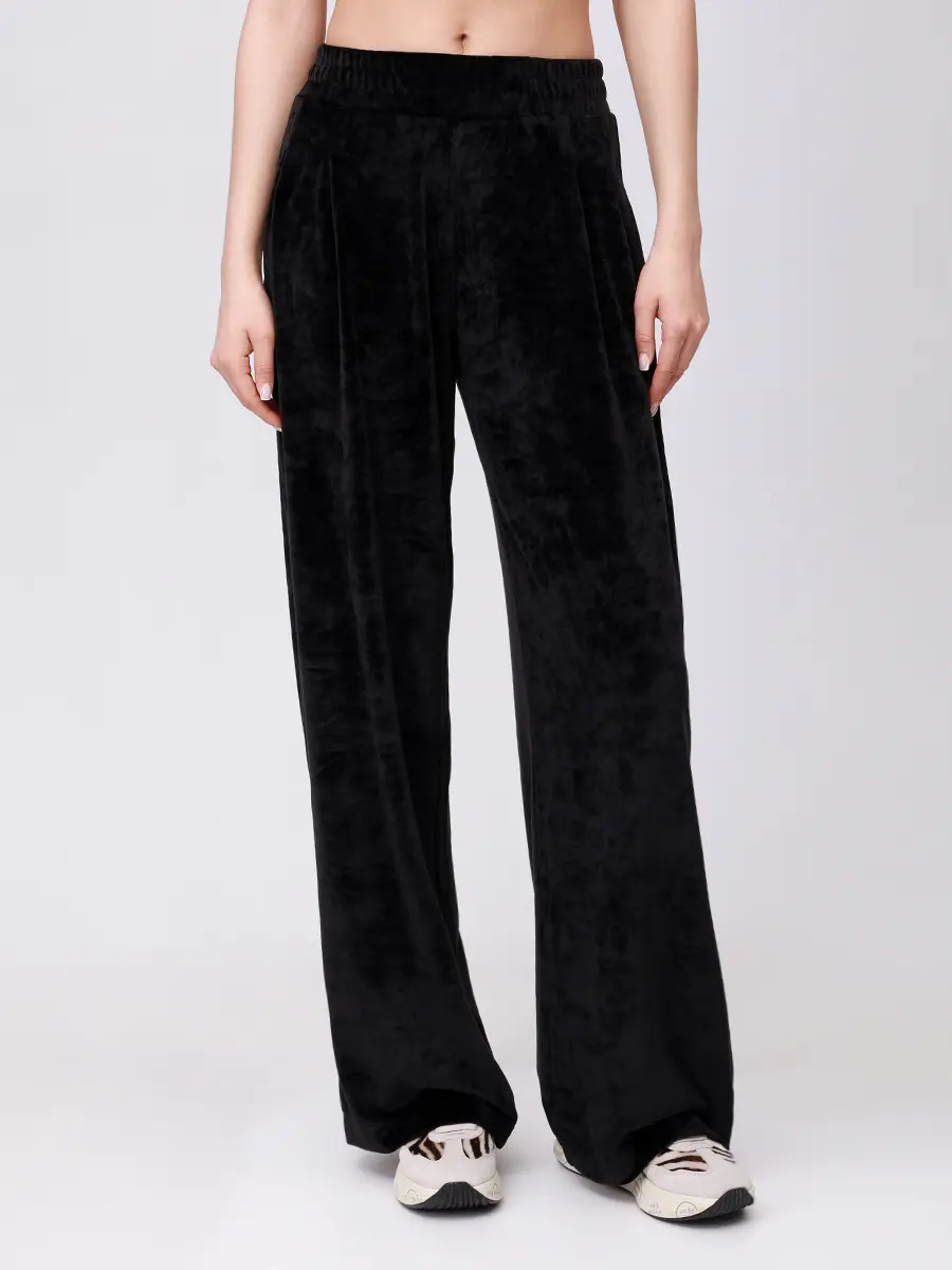 Костюм велюровый