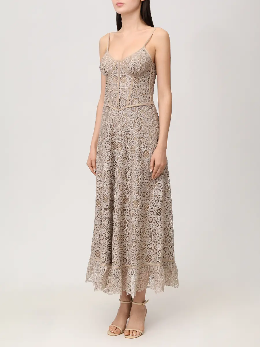 Платье кружевное