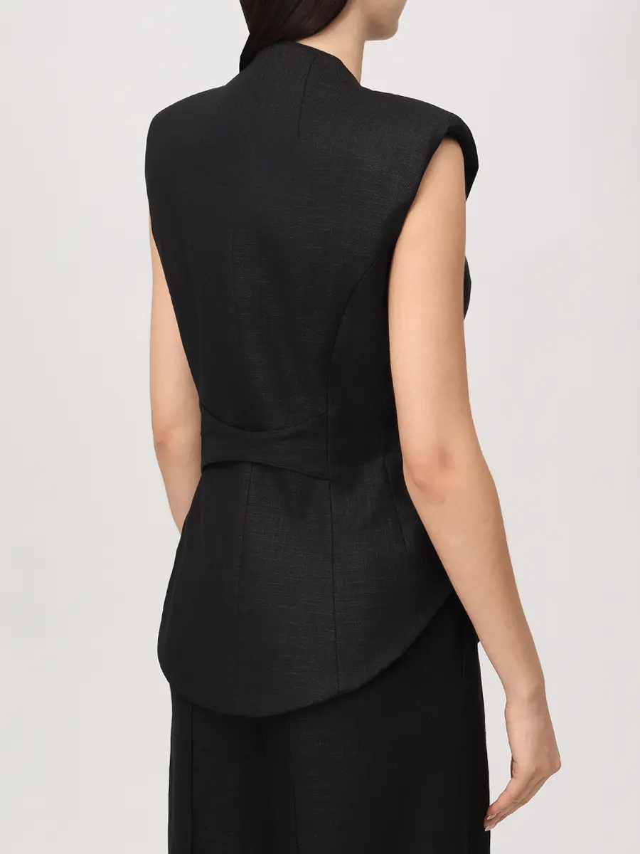 Жилет однотонный