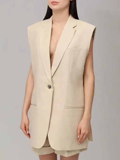 Жилет однотонный SHATU