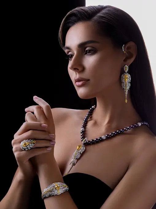 Браслет из белого золота с желтыми сапфирами и бриллиантами CHAMOVSKIKH JEWELLERY HOUSE