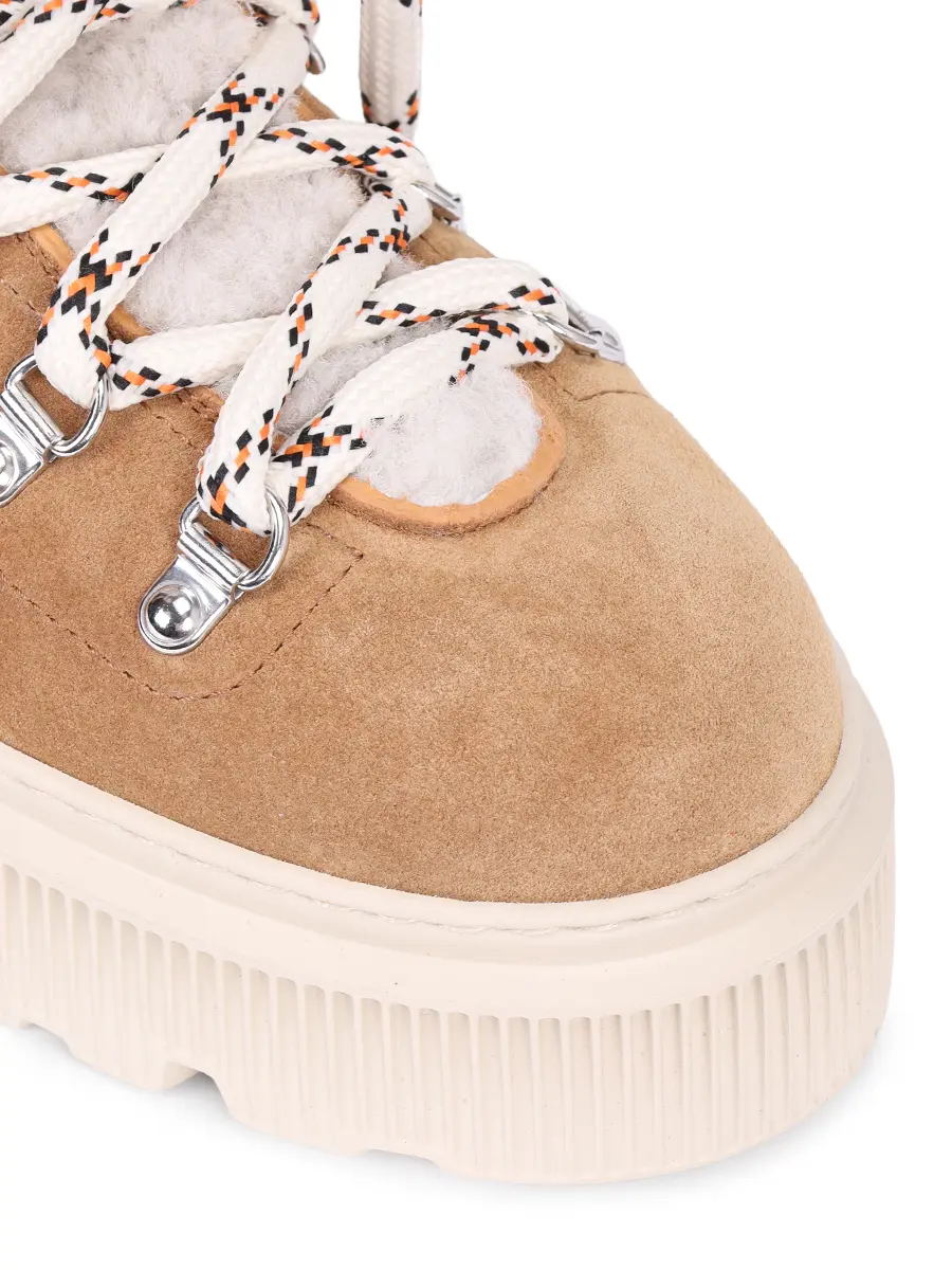 Ботинки замшевые на меху