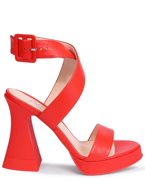 Босоножки кожаные AGL