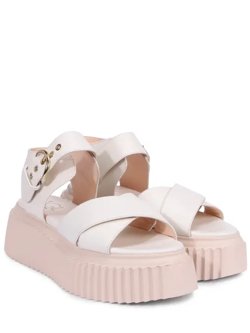 Сандалии AGL