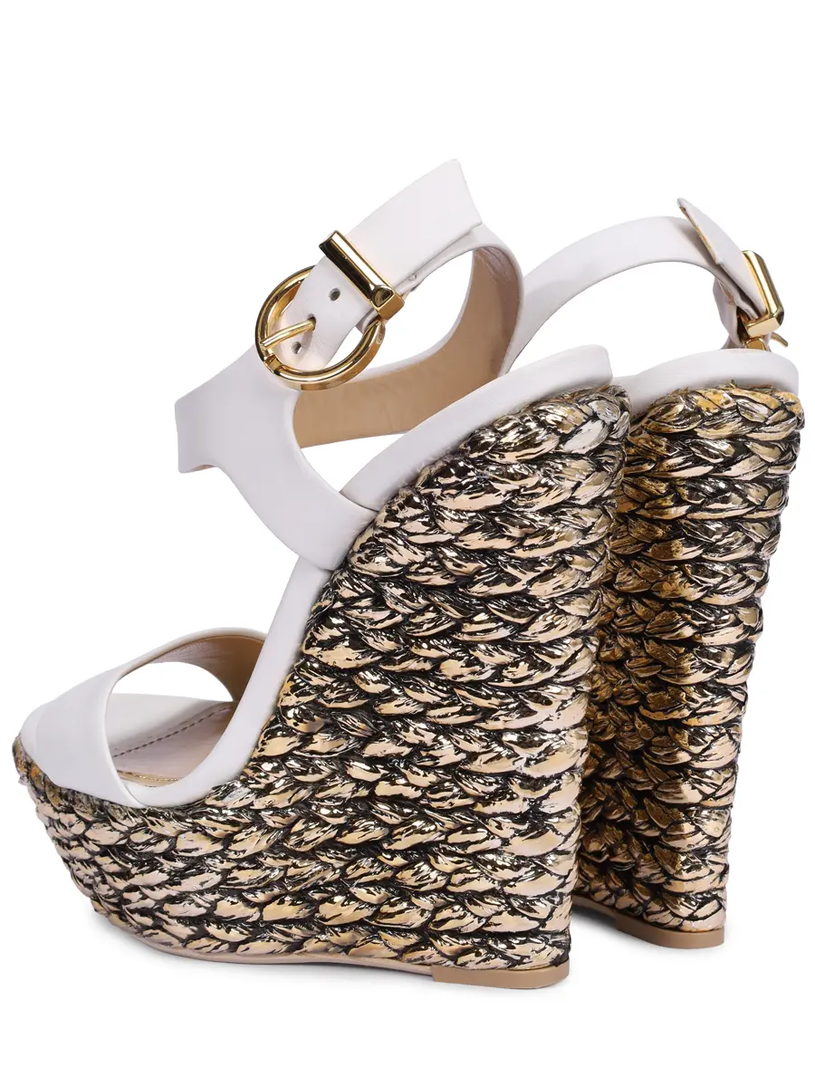 Босоножки кожаные