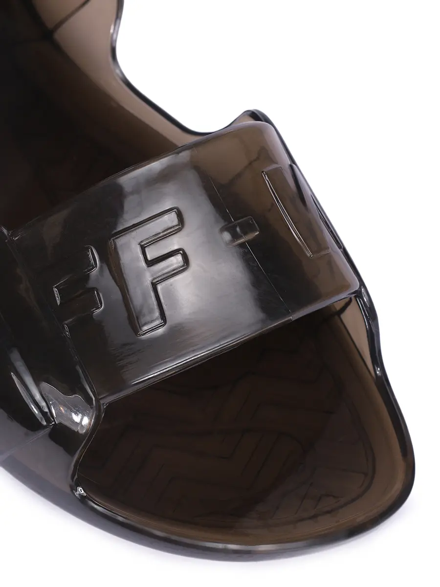 Сандалии прозрачные