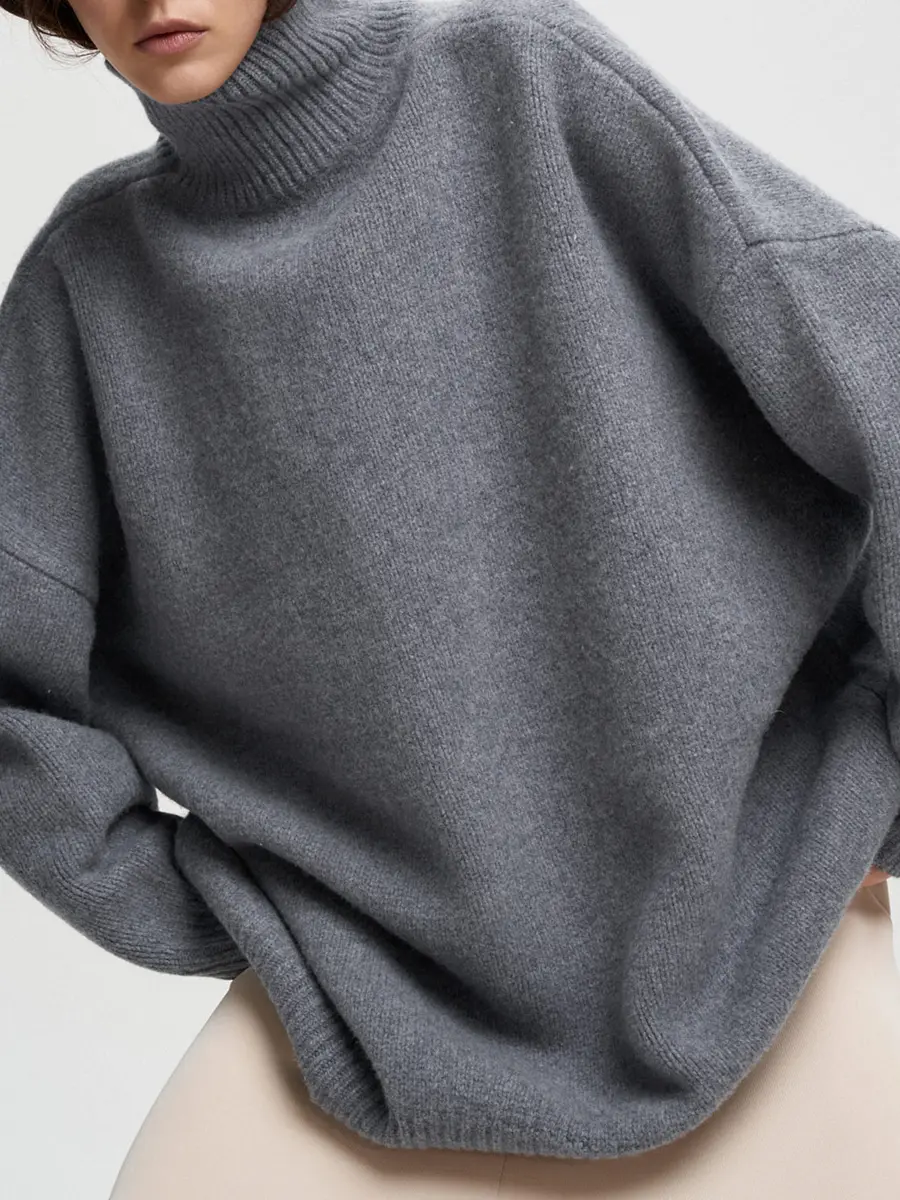 Свитер шерстяной