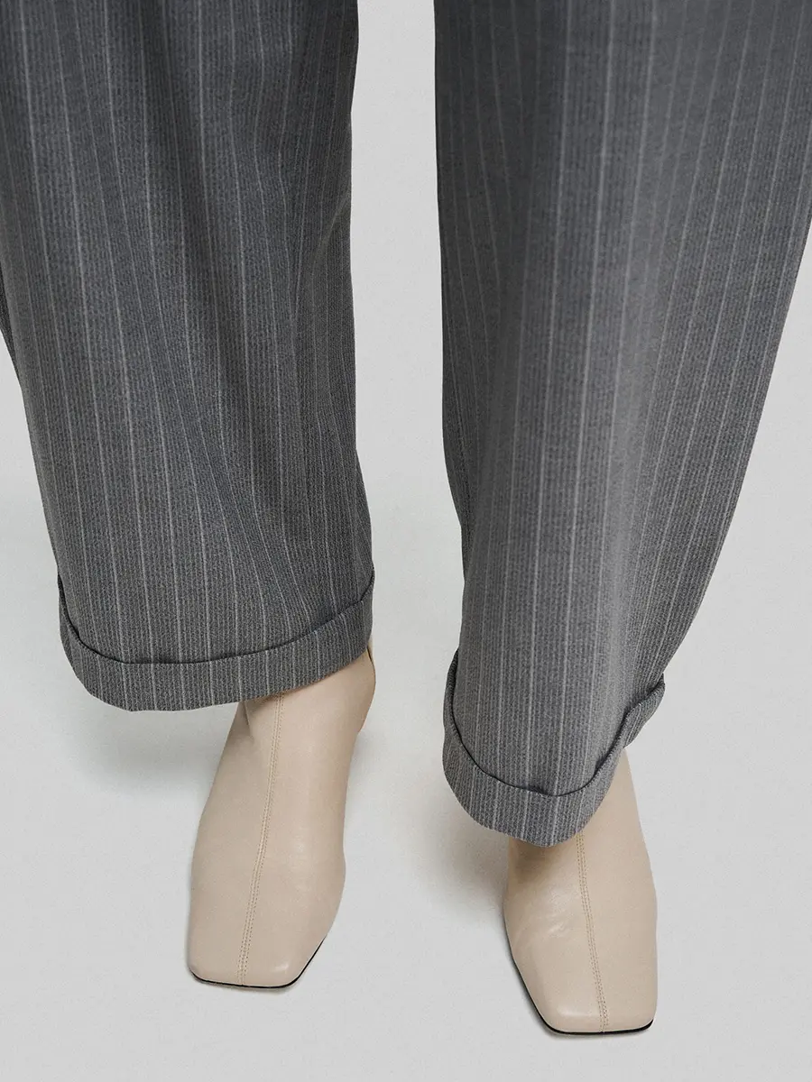 Брюки в полоску