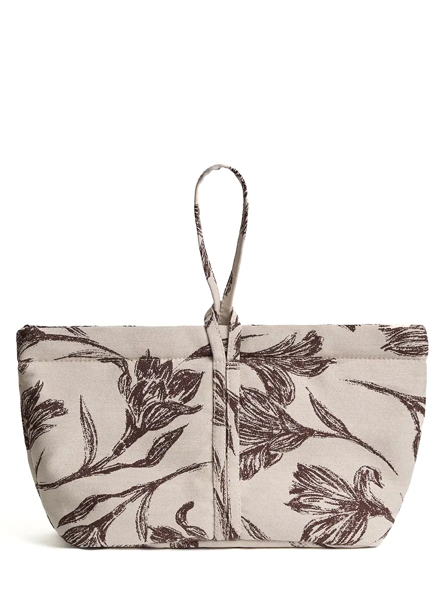 Косметичка с цветочным принтом