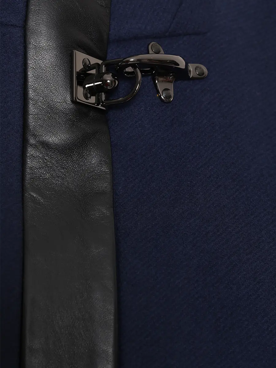 Пальто шерстяное