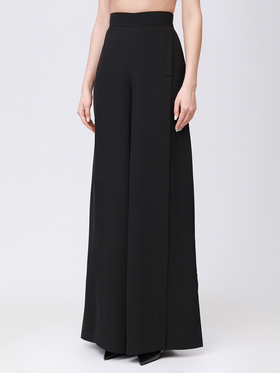 Брюки с разрезами