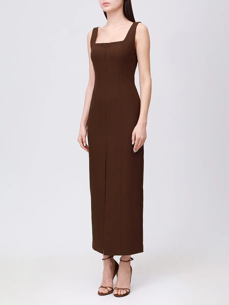 Платье-футляр