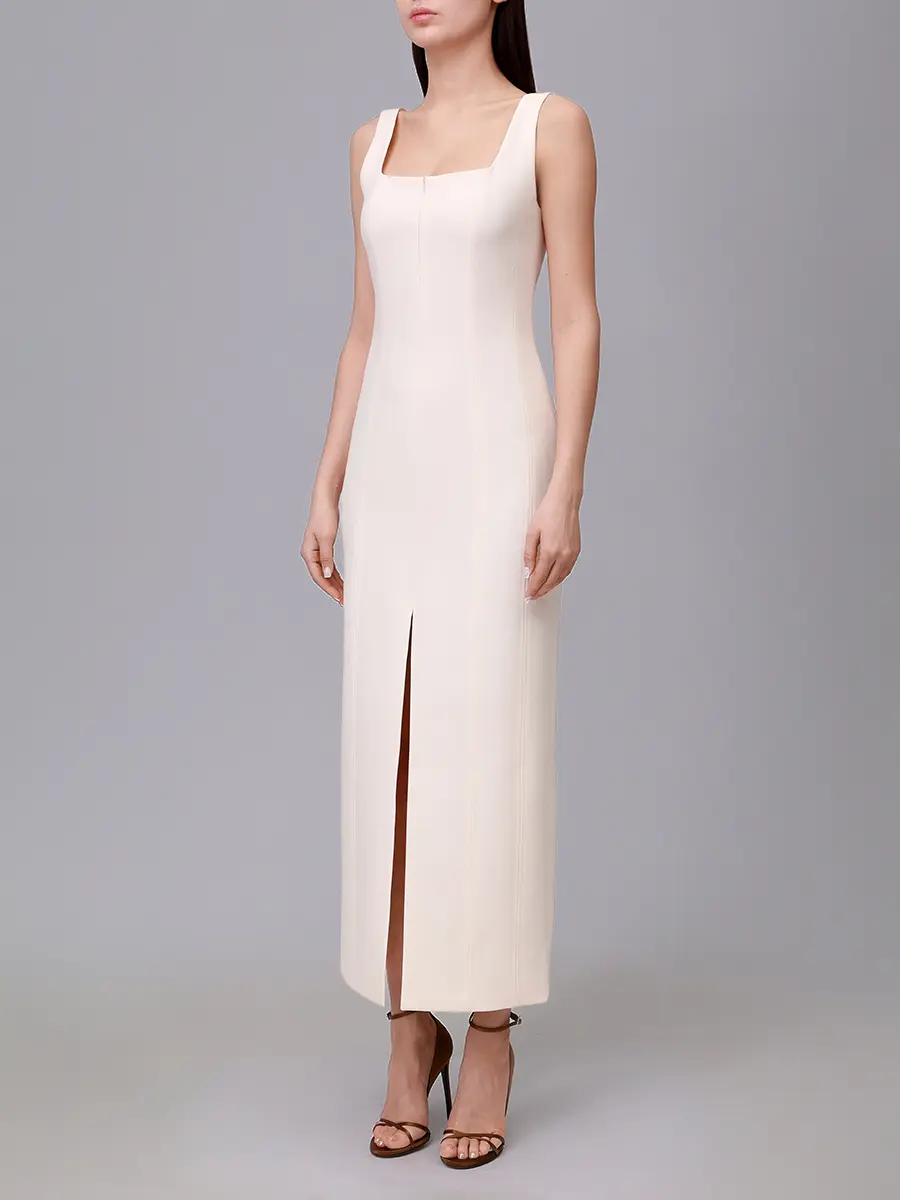 Платье-футляр