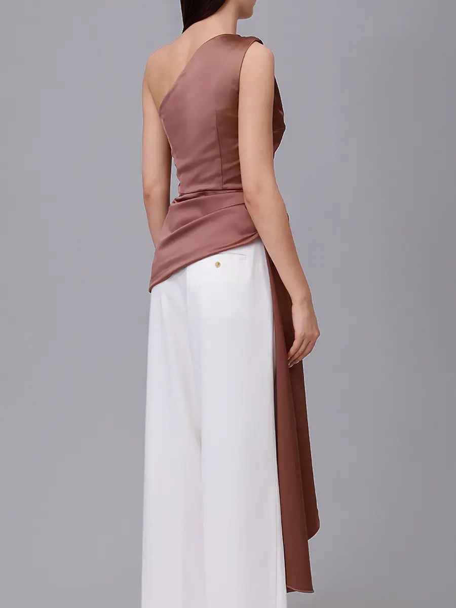 Топ со шлейфом