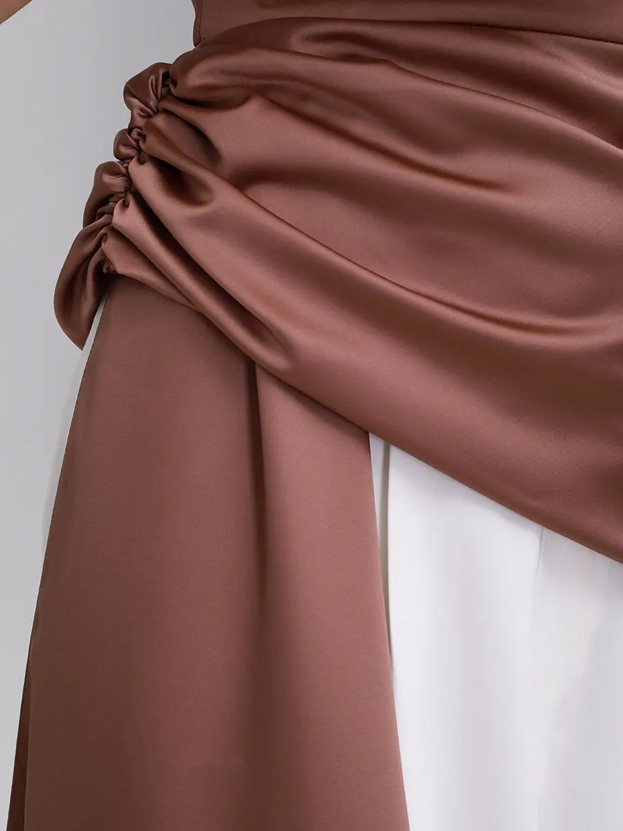 Топ со шлейфом