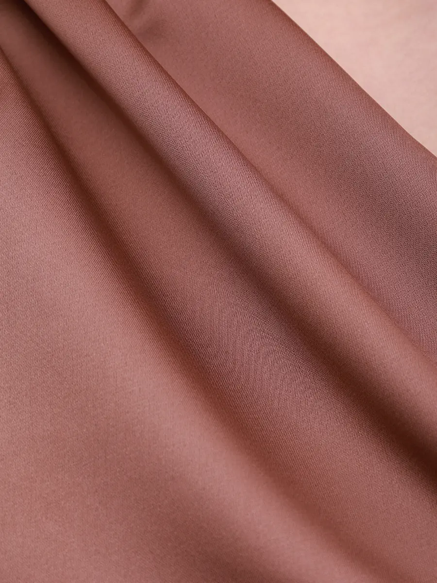 Топ со шлейфом