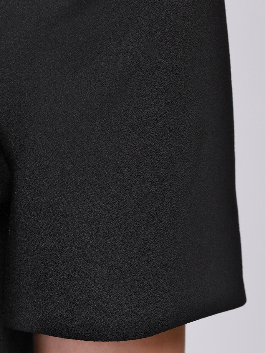 Платье с шелковым шарфом