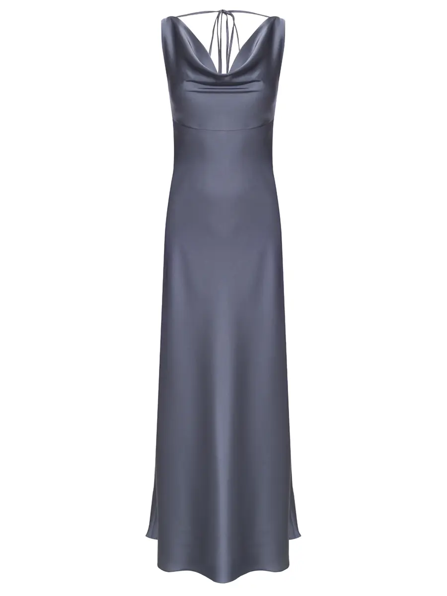 Платье с вырезом