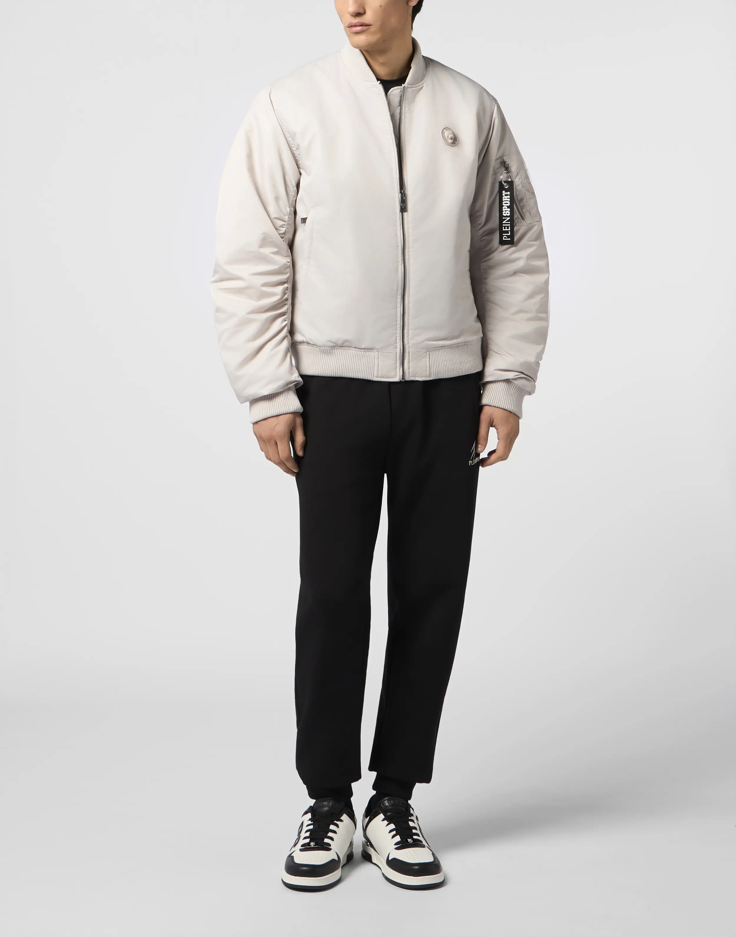 Бомбер однотонный