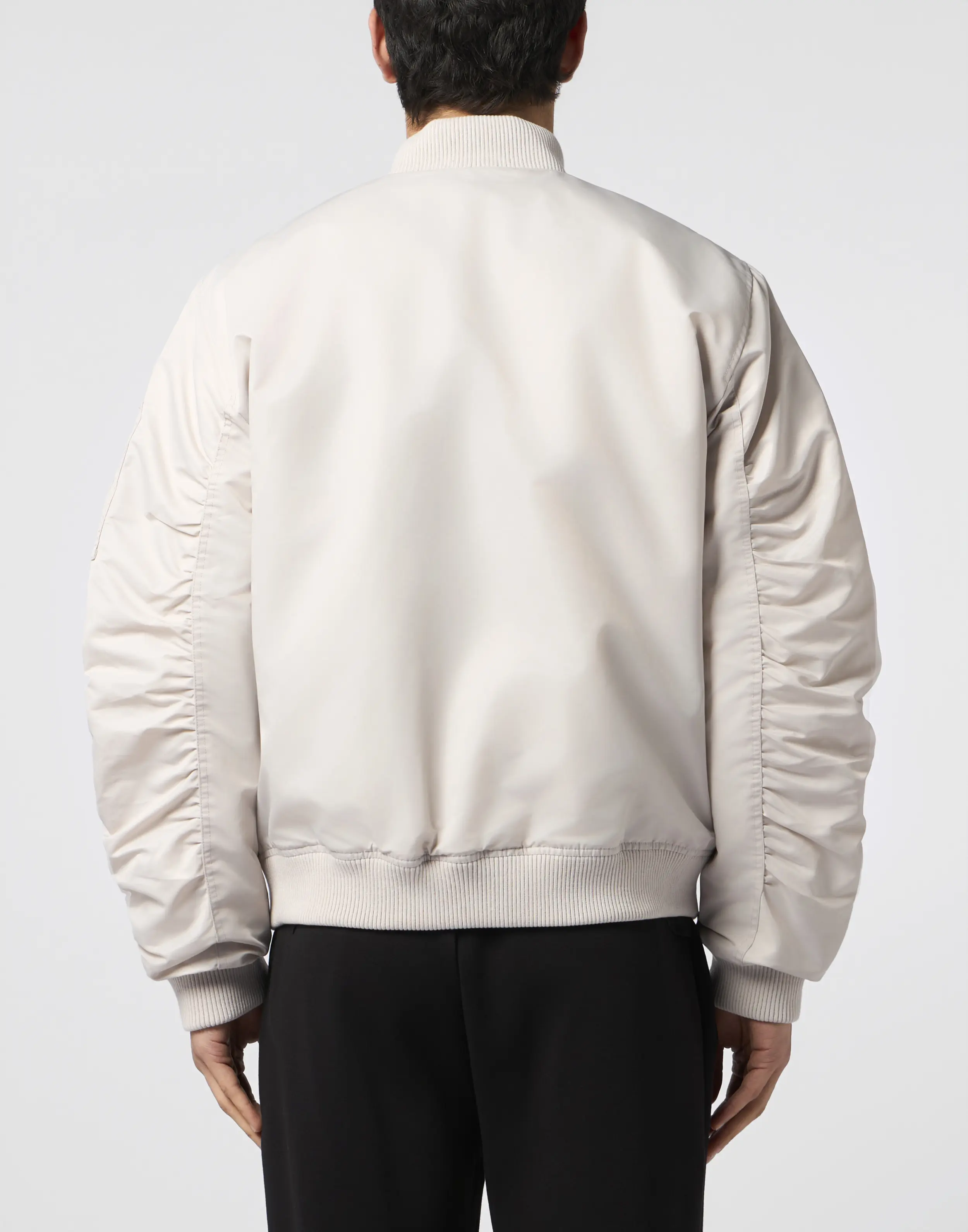 Бомбер однотонный