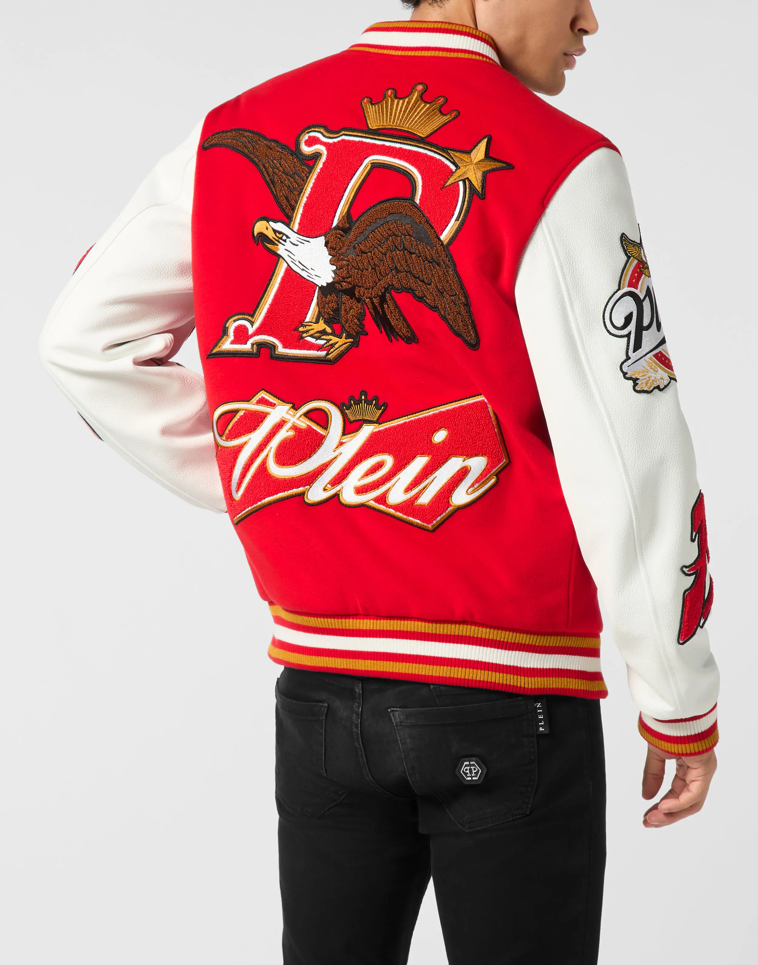 Бомбер с логотипом