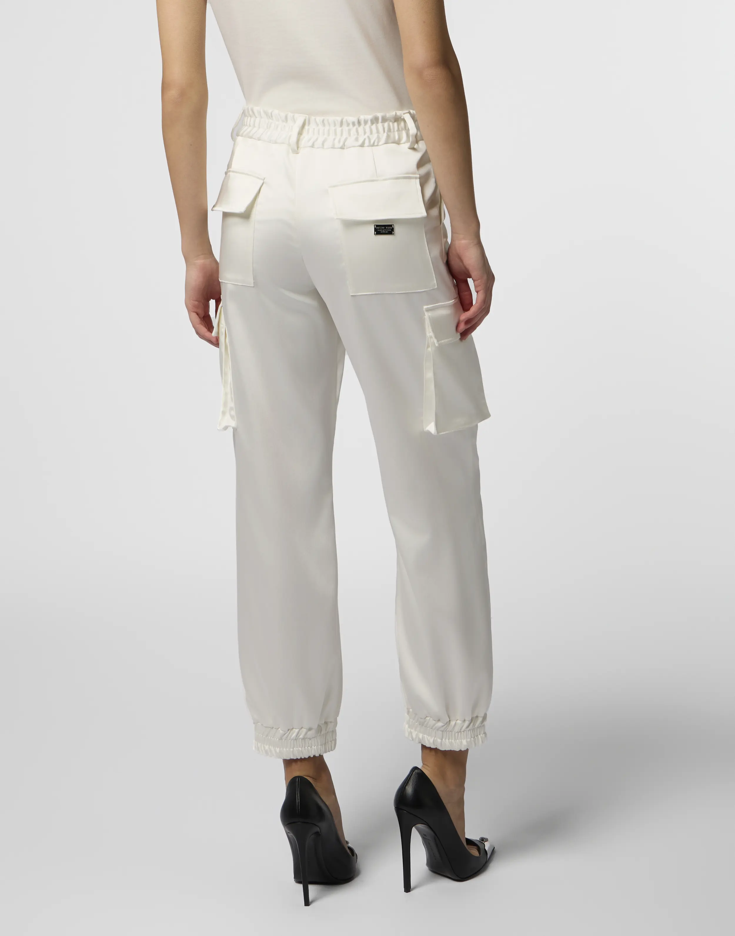 Брюки атласные