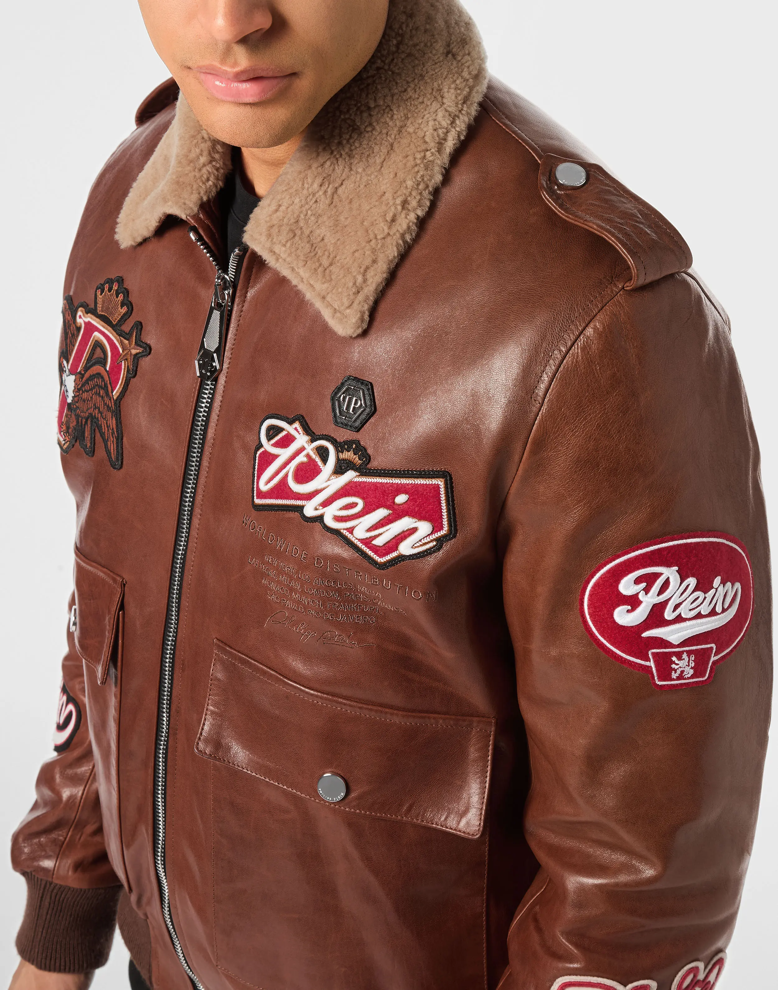 Куртка кожаная