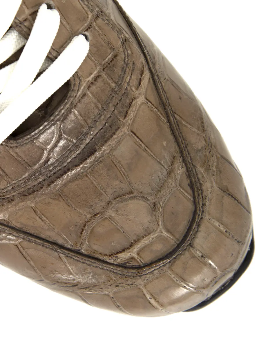 Кроссовки из кожи крокодила на меху