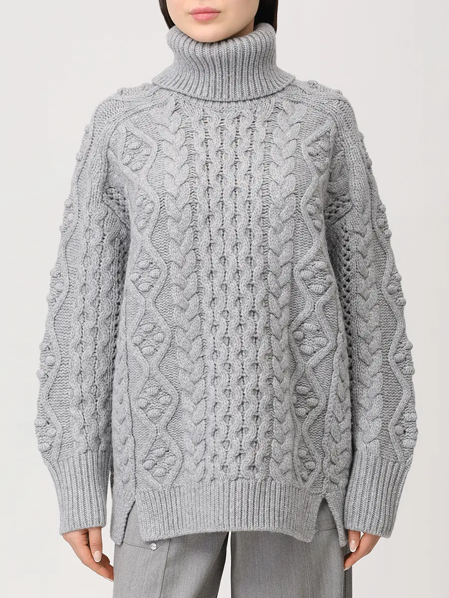 Свитер шерстяной