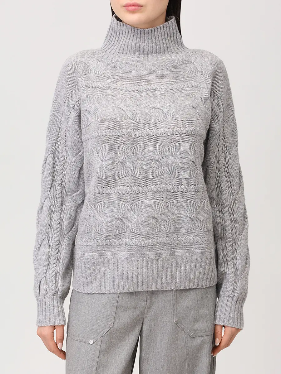 Свитер шерстяной