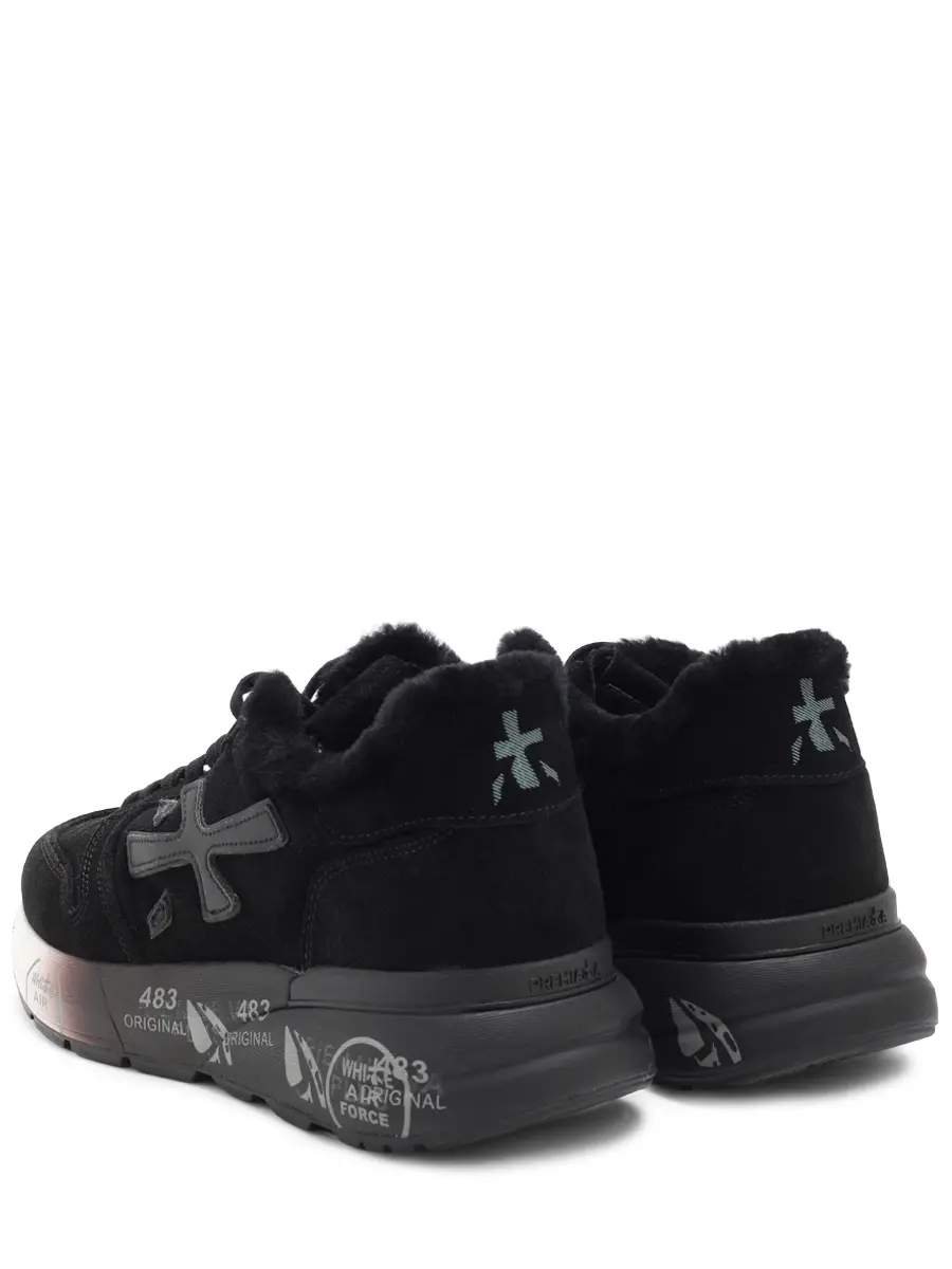 Кроссовки замшевые на меху