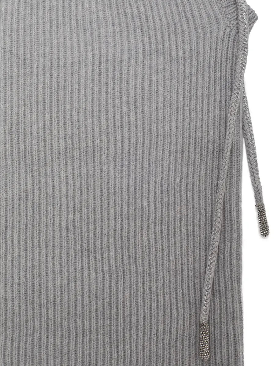 Капор шерстяной