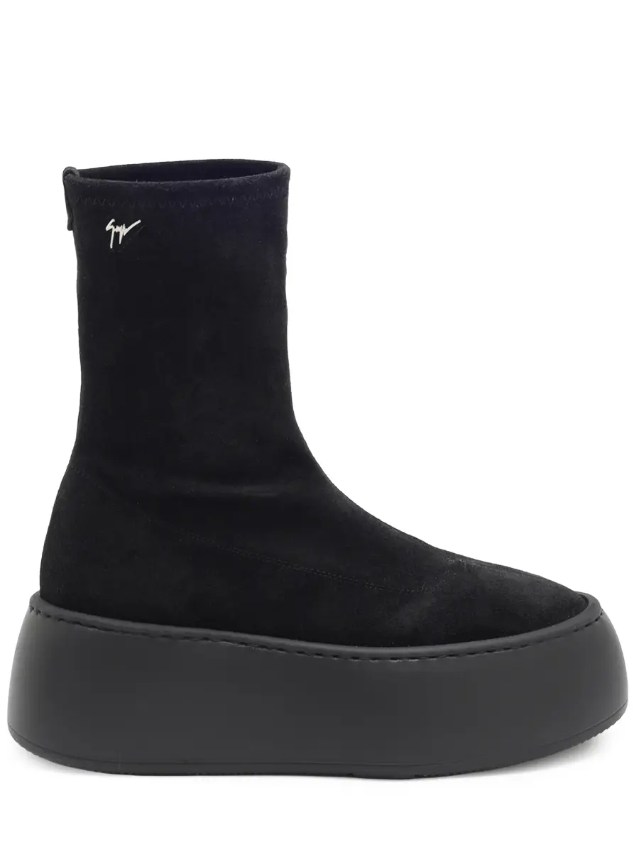 Полусапоги замшевые