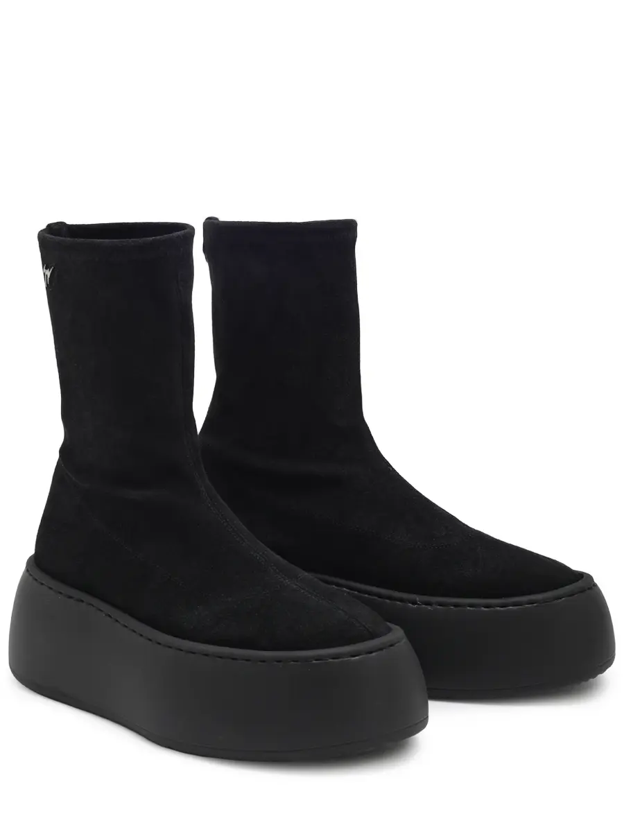 Полусапоги замшевые