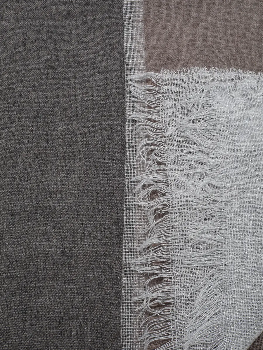 Палантин шерстяной