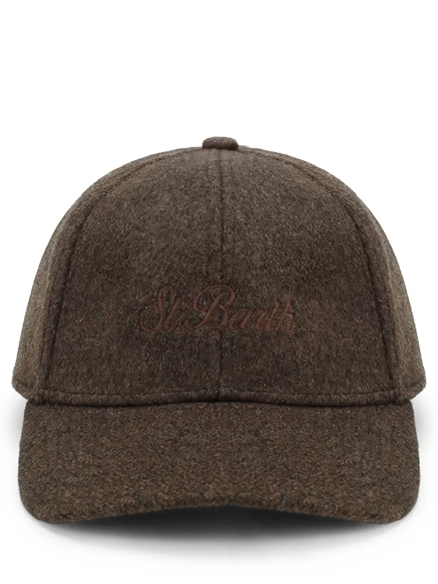 Бейсболка с логотипом