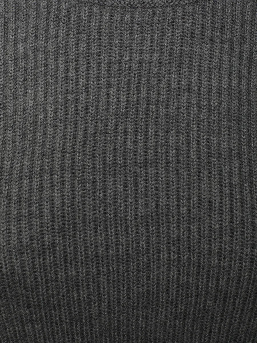 Джемпер шерстяной