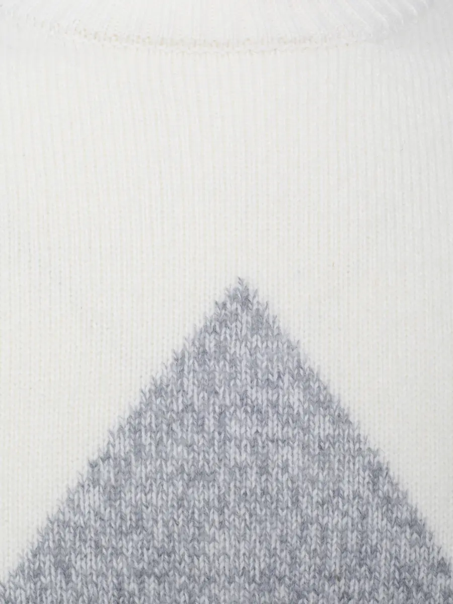 Свитер шерстяной