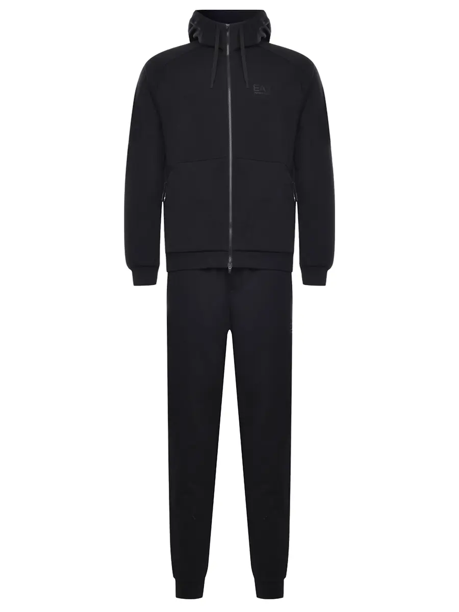 Костюм спортивный