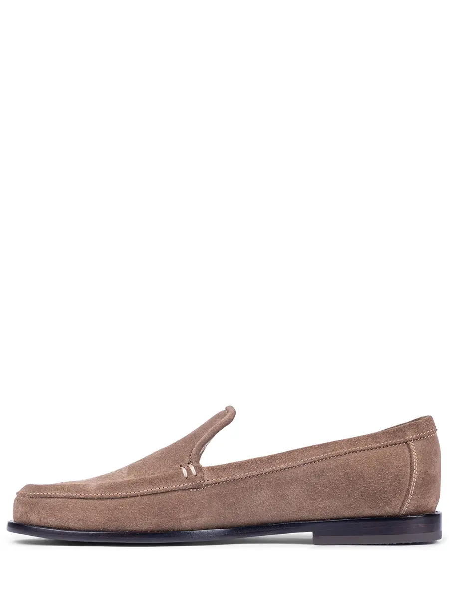 Лоферы "Mocha Mousse" замшевые