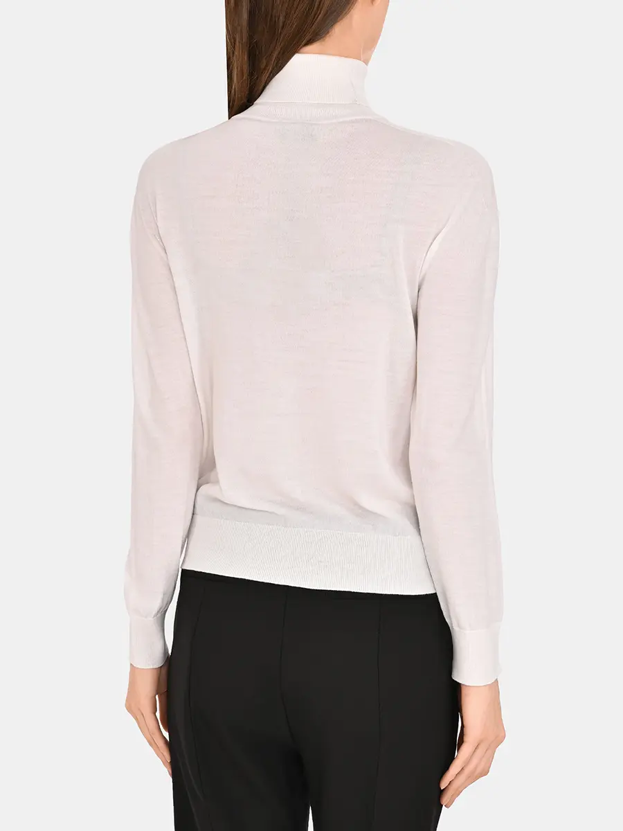 Свитер шерстяной