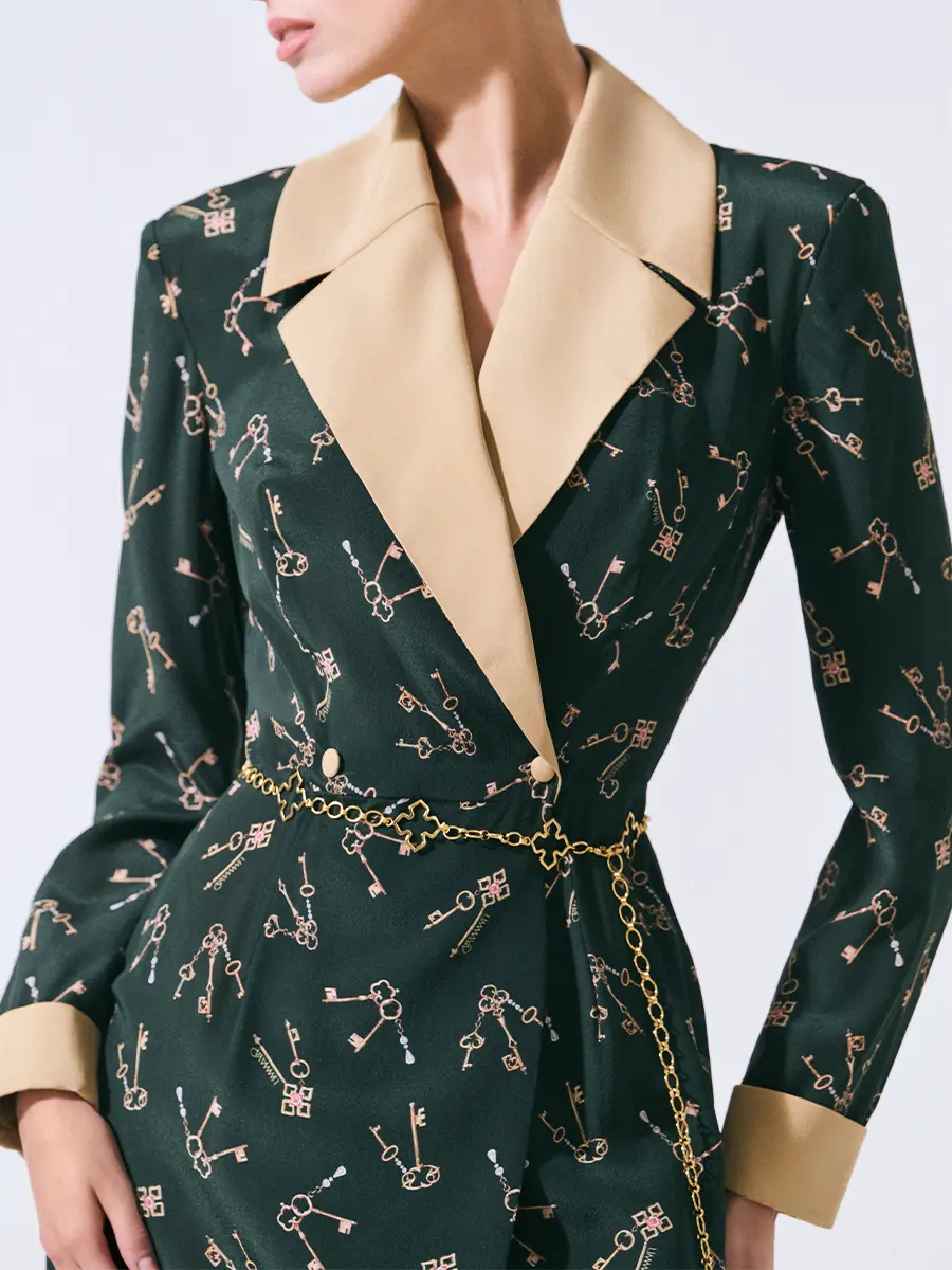 Платье шелковое