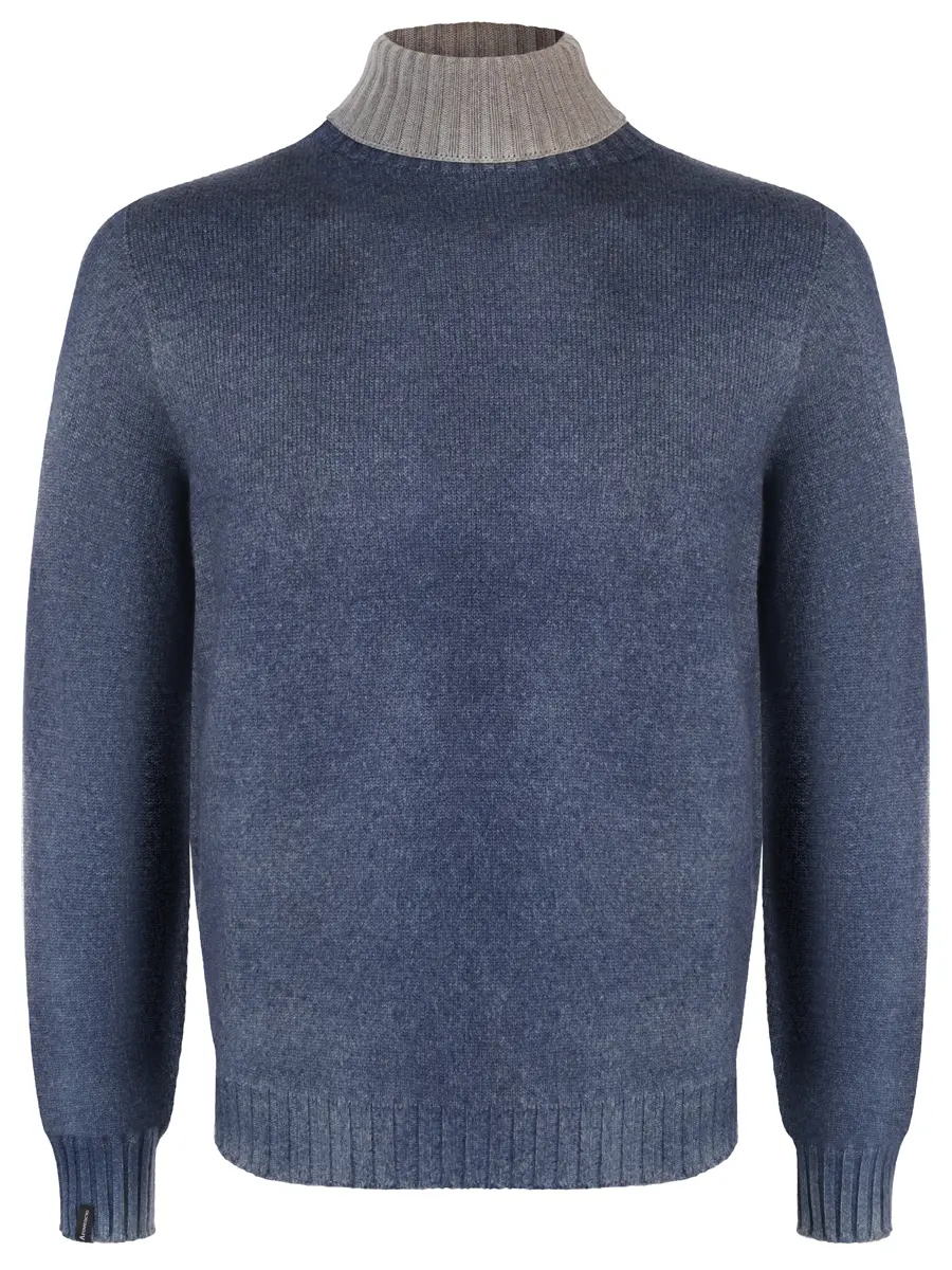 Свитер шерстяной