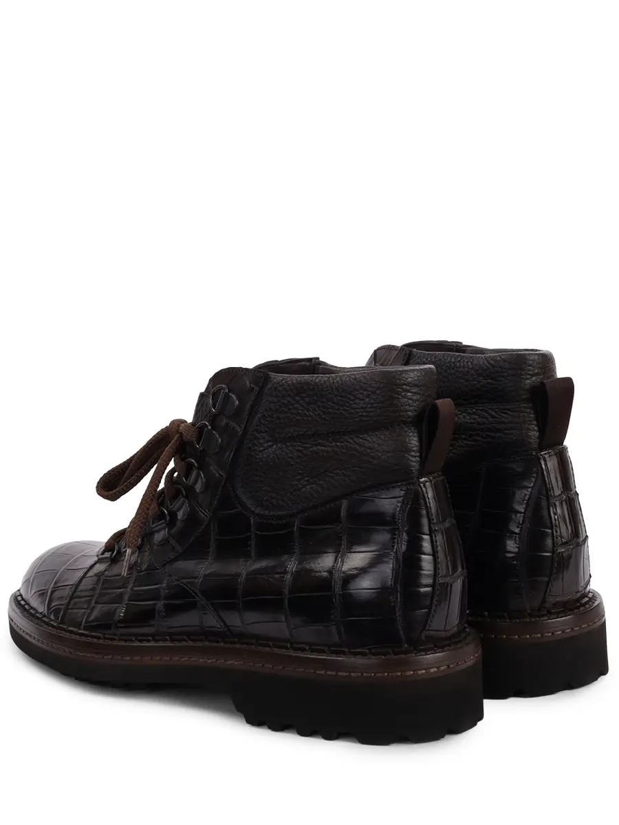 Ботинки из кожи крокодила