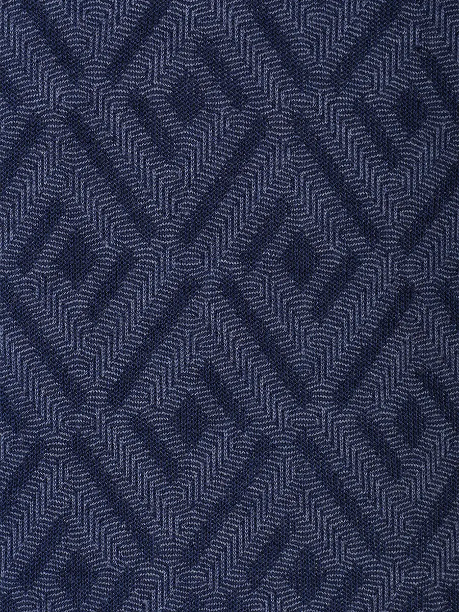 Свитер шерстяной