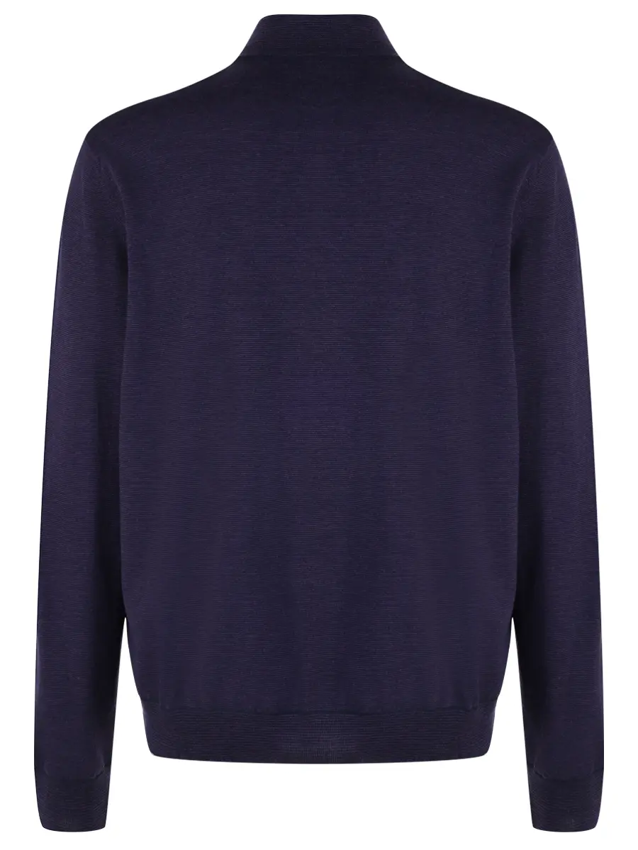 Свитер шерстяной