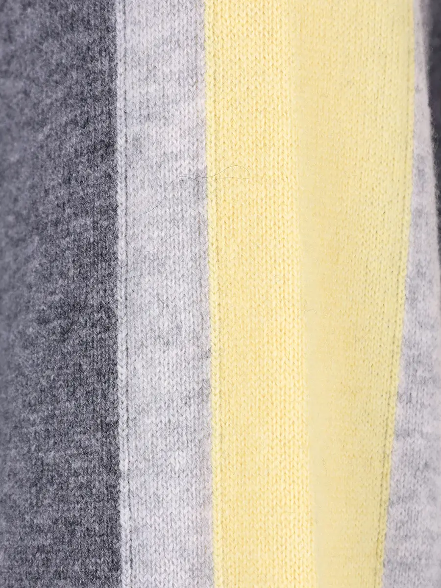 Джемпер шерстяной